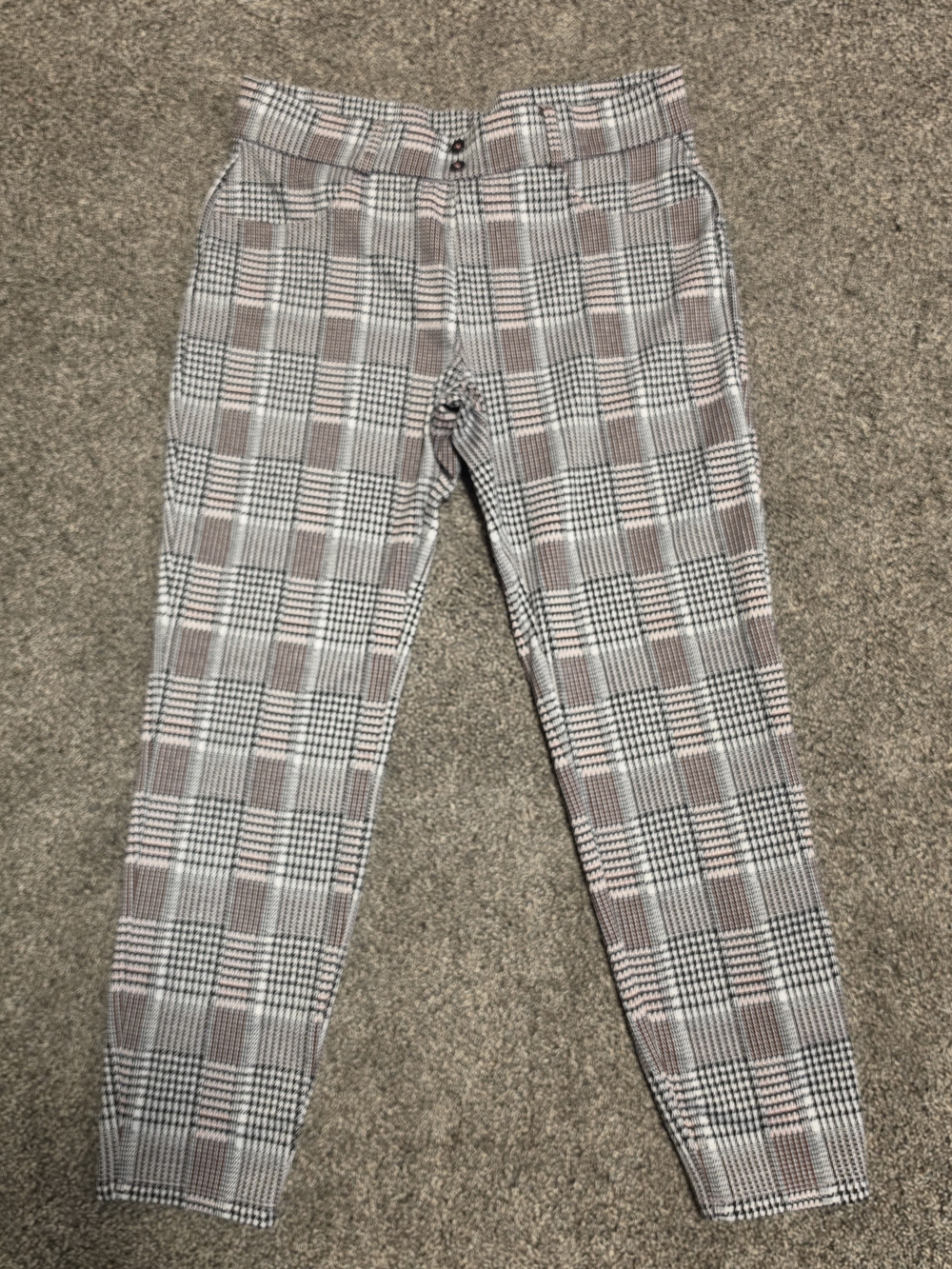 Tahari Plaid Cropped Pants in Gray and Brown